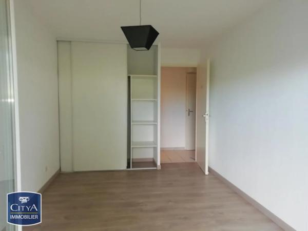Appartement à louer 2 pièces 40.27m² Générac (30510)