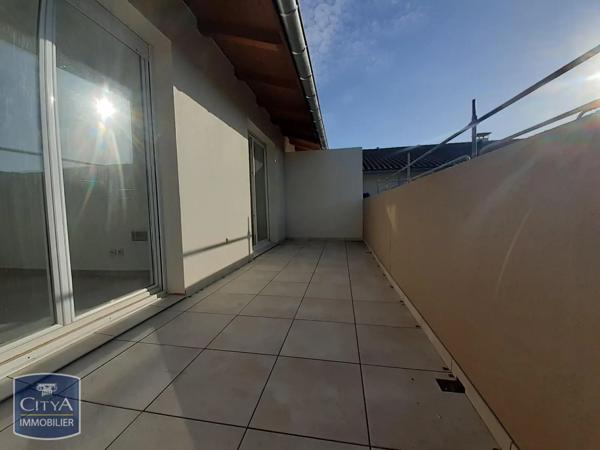 Appartement à louer 2 pièces 40.27m² Générac (30510)