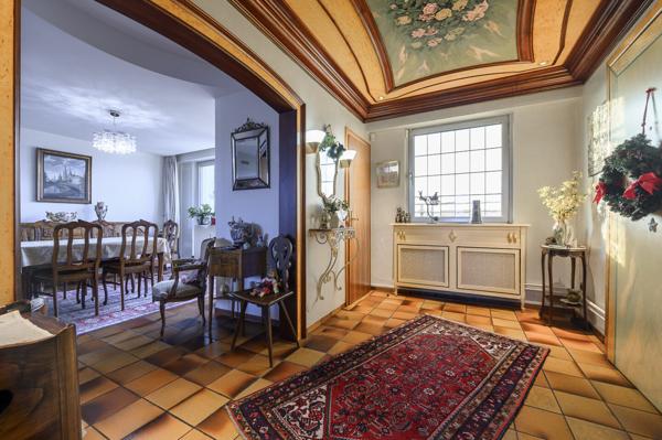 Magnifique appart ATTIQUE, garage, parking au calme 6 dernier étage.