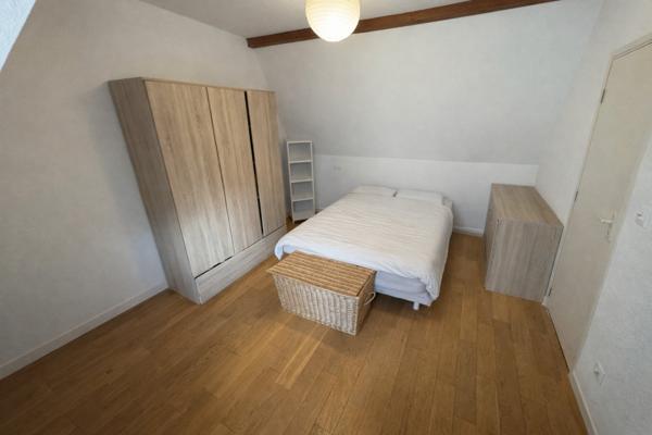 Charmant T3 en duplex avec terrasse et parking  Secteur Guémar