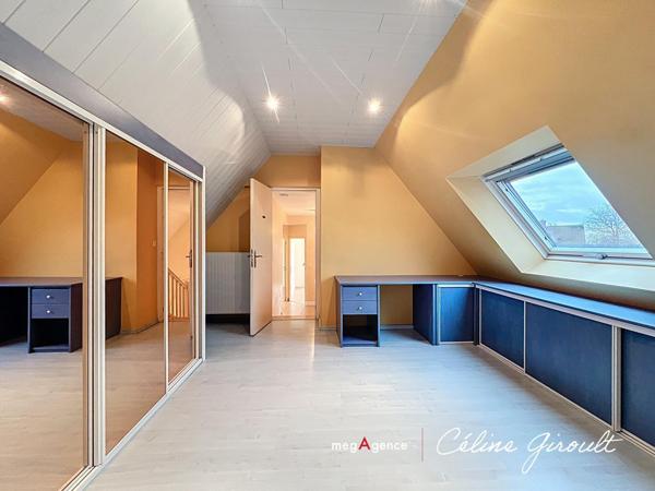 Maison à LE VAL-SAINT-PERE, 50300 - 9 pièces 213m²