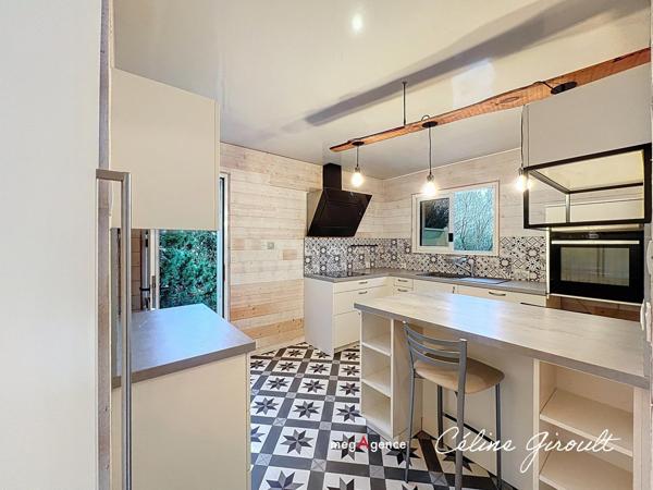 Maison à LE VAL-SAINT-PERE, 50300 - 9 pièces 213m²