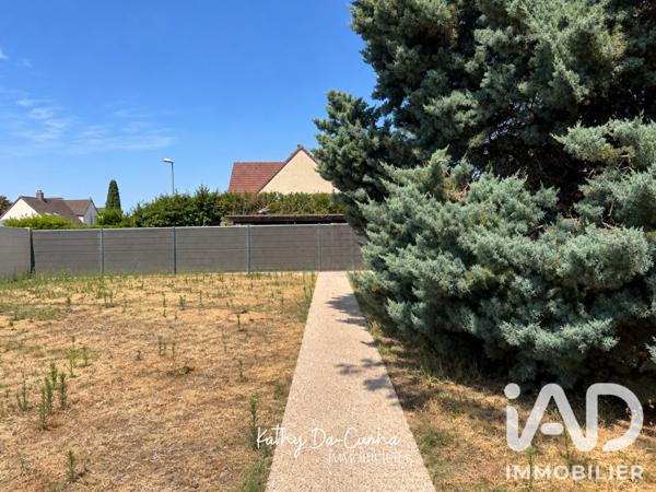 Terrain à vendre 366 m² Freneuse