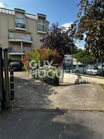 Place de Parking - PLEIN CENTRE-VILLE de JUVISY