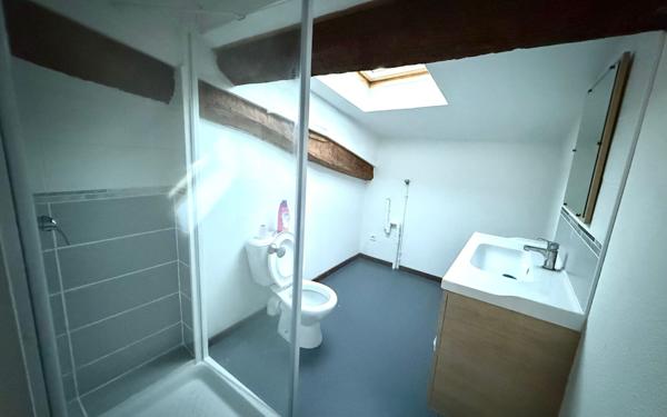 Maison à vendre    3 pièces •  Thuir