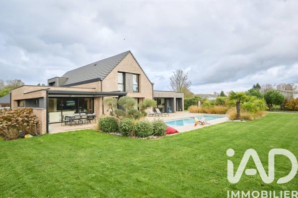 Maison à vendre 6 pièces 250 m² Camphin-en-Pévèle