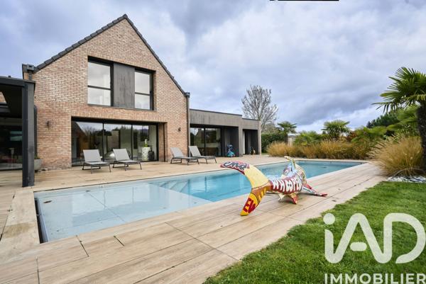 Maison à vendre 6 pièces 250 m² Camphin-en-Pévèle