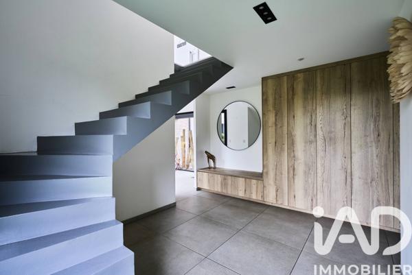 Maison à vendre 6 pièces 250 m² Camphin-en-Pévèle