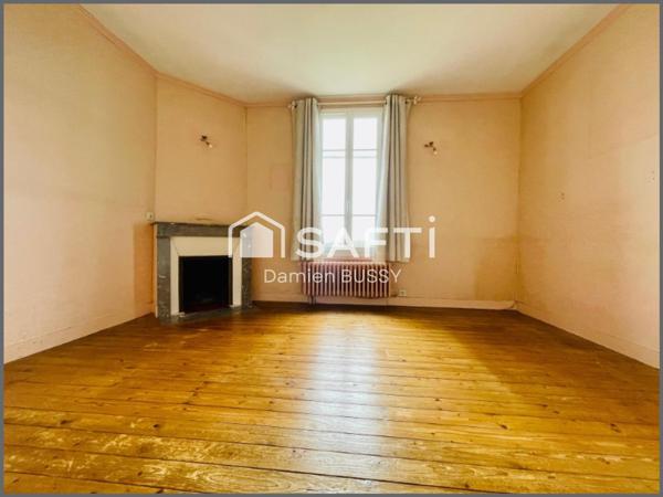 Proche de Mantes, Maison de 165M2 édifiée sur un terrain de 1000M2