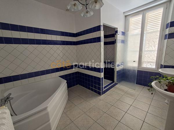 Vente
                Maison171 m² - 7 Pièces -
                    MONTARGIS (45200)