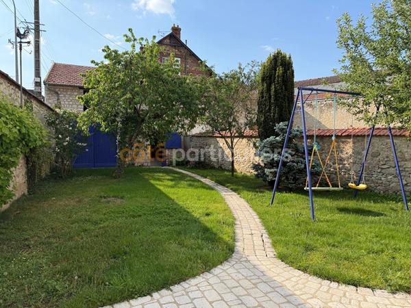Vente
                Maison171 m² - 7 Pièces -
                    MONTARGIS (45200)