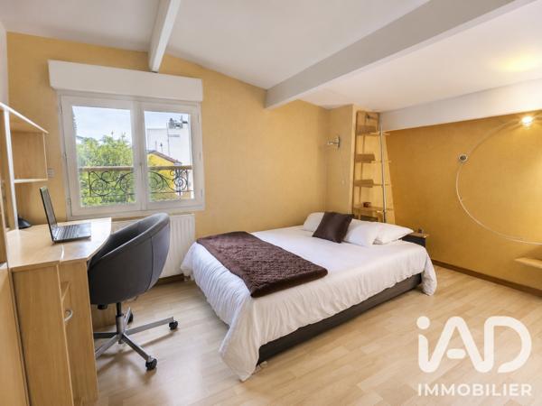 Maison à vendre 7 pièces 230 m² Fontenay-sous-Bois