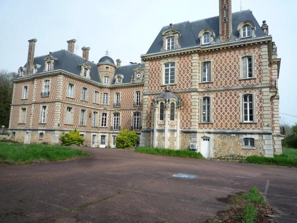 Dpt Seine et Marne (77), La Ferté sous Jouarre à vendre superbe propriété de 80 chambres sur son parc de 14,8 hectares