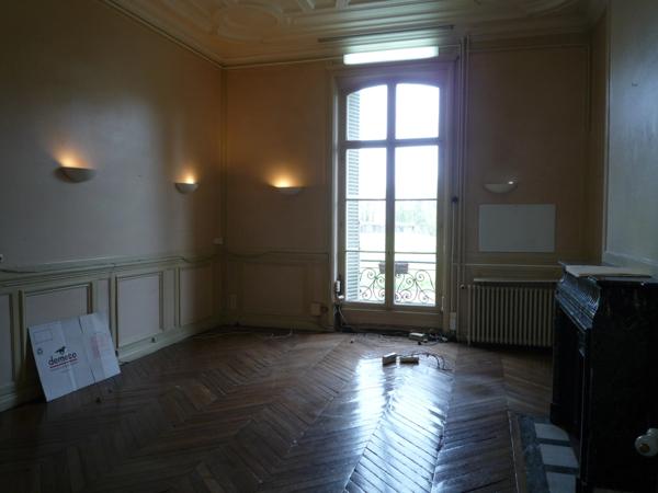 Dpt Seine et Marne (77), La Ferté sous Jouarre à vendre superbe propriété de 80 chambres sur son parc de 14,8 hectares