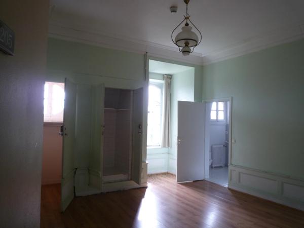 Dpt Seine et Marne (77), La Ferté sous Jouarre à vendre superbe propriété de 80 chambres sur son parc de 14,8 hectares