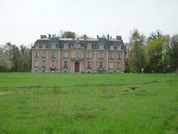 Dpt Seine et Marne (77), La Ferté sous Jouarre à vendre superbe propriété de 80 chambres sur son parc de 14,8 hectares