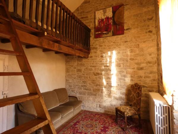 Maison à renover dans la belle Cité Médiévale de Cordes-sur-Ciel