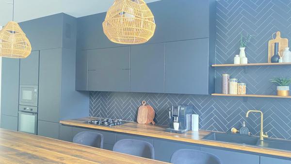 Appartement à Le Chambon-Feugerolles, 42500 - 6 pièces 156m²