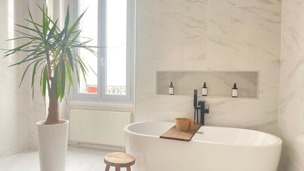 Appartement à Le Chambon-Feugerolles, 42500 - 6 pièces 156m²