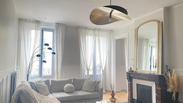 Appartement à Le Chambon-Feugerolles, 42500 - 6 pièces 156m²