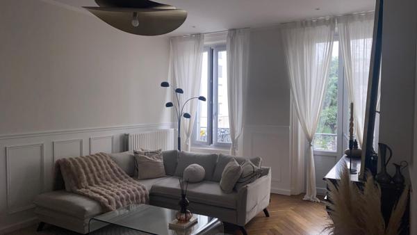 Appartement à Le Chambon-Feugerolles, 42500 - 6 pièces 156m²