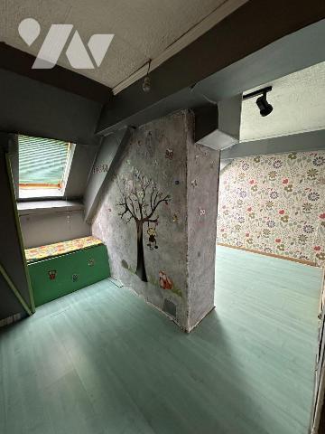 Située dans un quartier calme et recherché de Petit-Synthe, cette maison mitoyenne de 110,35 m²...