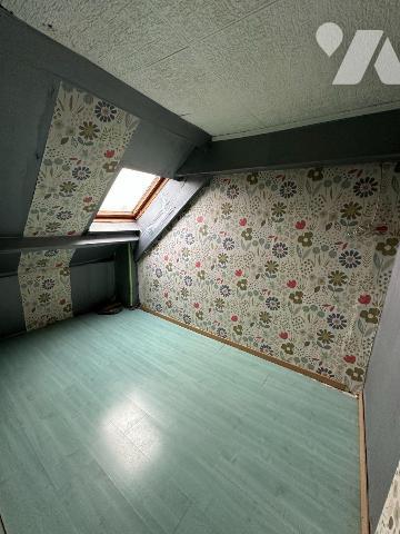 Située dans un quartier calme et recherché de Petit-Synthe, cette maison mitoyenne de 110,35 m²...