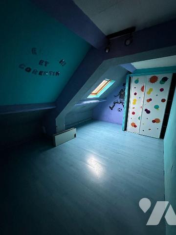 Située dans un quartier calme et recherché de Petit-Synthe, cette maison mitoyenne de 110,35 m²...