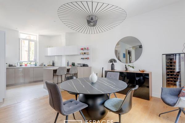 Appartement rénové avec style en coeur de ville