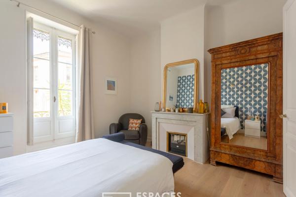 Appartement rénové avec style en coeur de ville