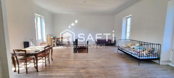 Maison de maître au cœur de la Bourgogne.