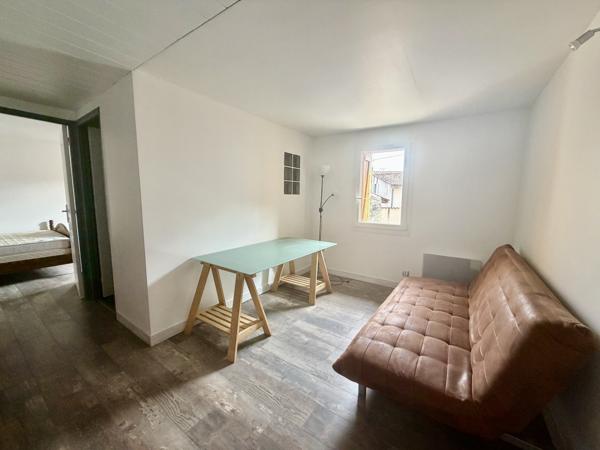 CHARMANTE MAISON DE VILLE MEUBLÉE – 55 m² – Secteur OUEST ( plateau des Glières)