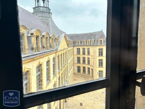 Appartement à vendre 2 pièces 61.8m² Sedan (08200)