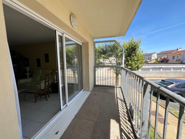 Appartement T3 en Rez-de-chaussée traversant