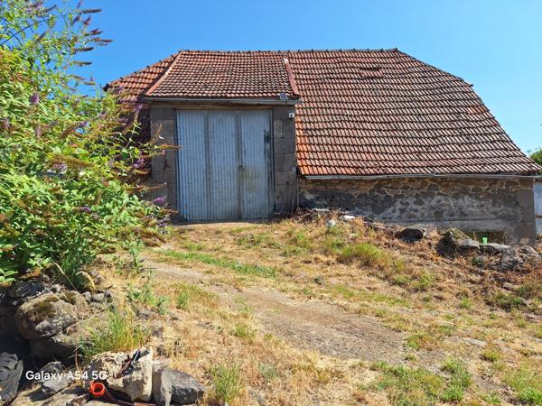 Grange + petit bâtiment