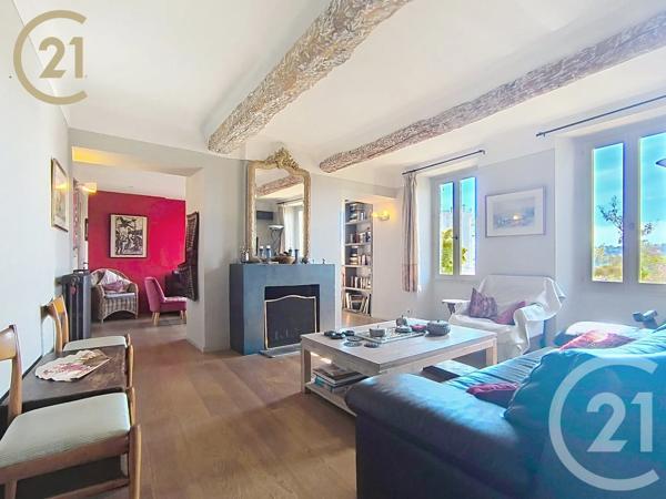 Maison à vendre  9 pièces - 218,57 m 2   VALLAURIS  - 06