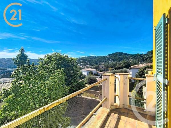 Maison à vendre  9 pièces - 218,57 m 2   VALLAURIS  - 06