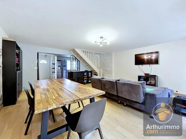 Vente                                                      Maison
                        
                     5 pièces                      90 m2                     à Yerres