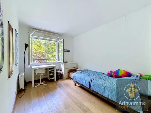 Vente                                                      Maison
                        
                     5 pièces                      90 m2                     à Yerres