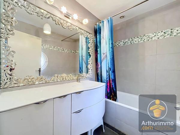 Vente                                                      Maison
                        
                     5 pièces                      90 m2                     à Yerres