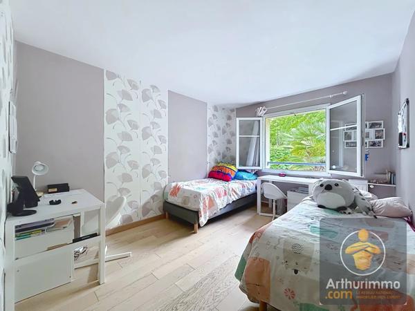 Vente                                                      Maison
                        
                     5 pièces                      90 m2                     à Yerres