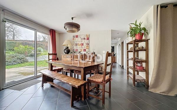 Maison à vendre    6 pièces • 100 m2 Cognac-la-Forêt