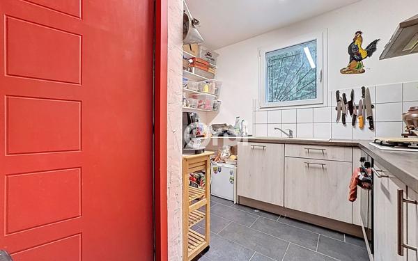 Maison à vendre    6 pièces • 100 m2 Cognac-la-Forêt