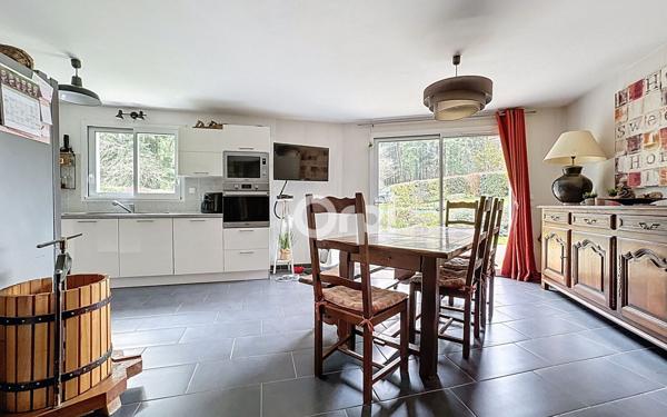 Maison à vendre    6 pièces • 100 m2 Cognac-la-Forêt