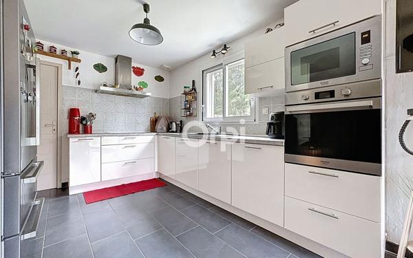 Maison à vendre    6 pièces • 100 m2 Cognac-la-Forêt