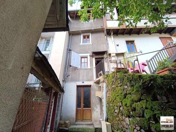 À Vendre : Immeuble de Caractère en Centre-Ville de Tulle