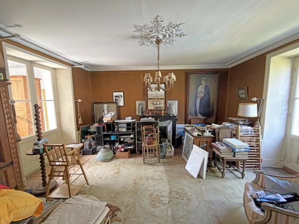 Superbe manoir avec piscine et dépendances !