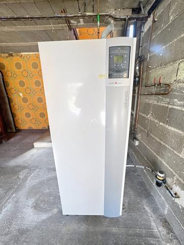 Camarès (12360) Maison meublée T5 à rénover sur 535 m2 terrain