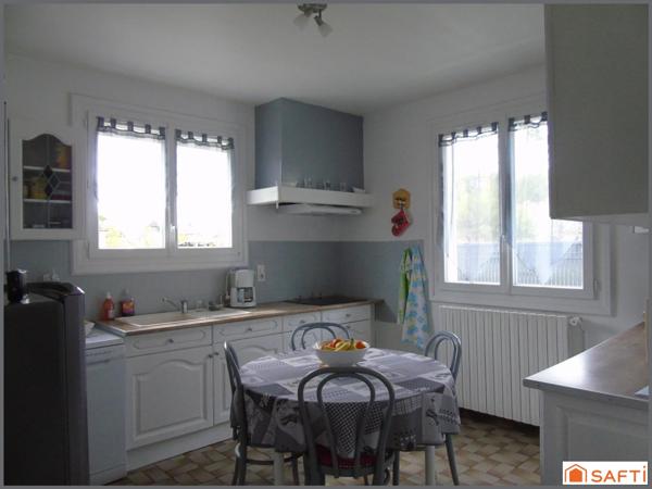 Très jolie maison de 4 chambres sur terrain clos