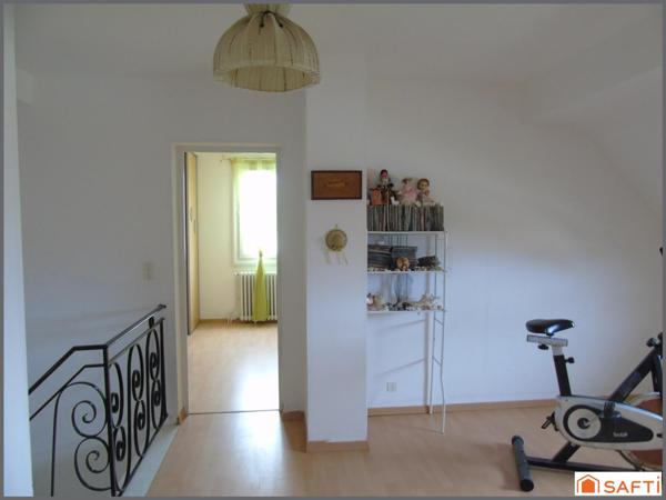 Très jolie maison de 4 chambres sur terrain clos